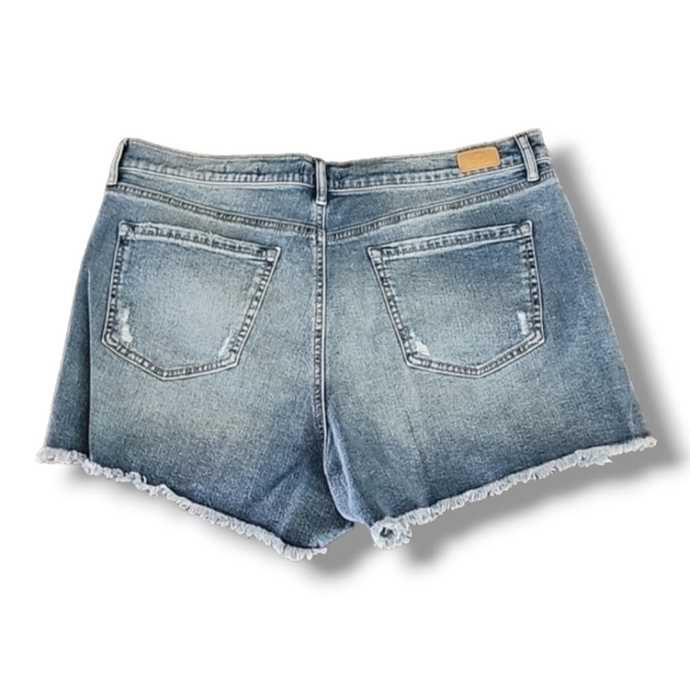 SOFIA VERGARA High Waisted Jean Shorts 16 Chi Distressed Frayed Plus Denim Short - Picture 4 of 9